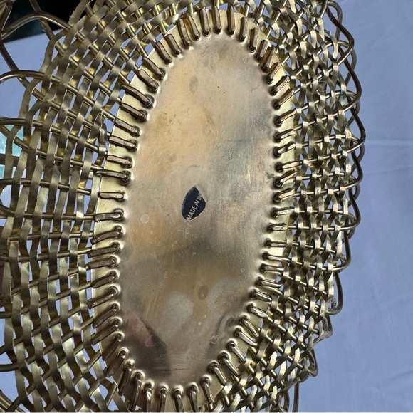 Vintage Wire Fruit Basket - Picture 4 of 6